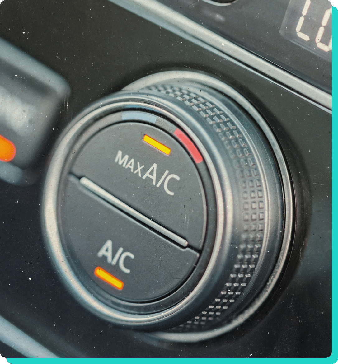 Auto Air conditioning Repair in Wells, VT with Thomas' Auto Repair. Image of car a/c knob on dashboard that controls the temperature in car.